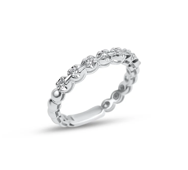 Whispering Diamond Ring